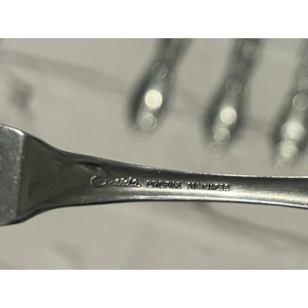Oneida GALVESTON Profile Stainless Flatware Lot 14 Knives Forks Butter Spreader
